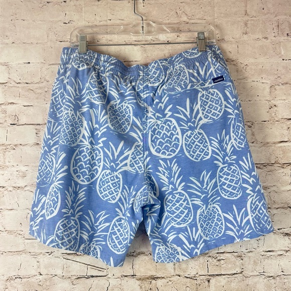 chubbies Men's XL The Thigh-napples Shorts Swim Trunks Faded Blue Pineapple 7" - Picture 9 of 9